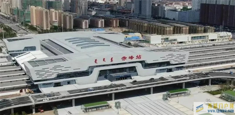 赤峰18趟列車停運(圖1)