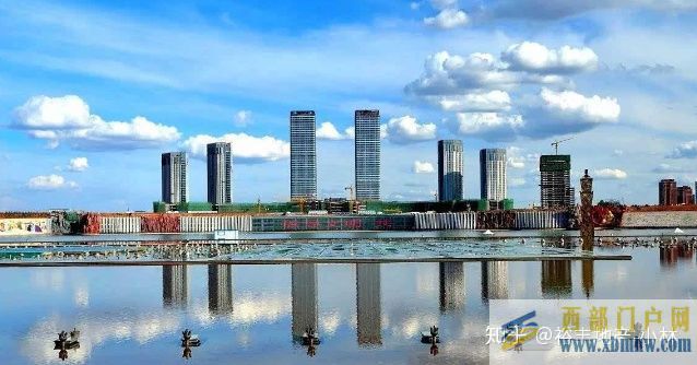 曾被稱之為“鬼城”的鄂爾多斯,現在變化有多大...(圖10)