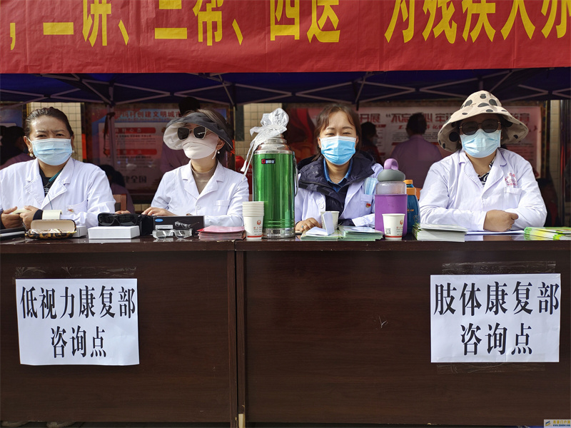 西藏已有近1.8萬名殘疾人實現(xiàn)就業(yè)(圖1)