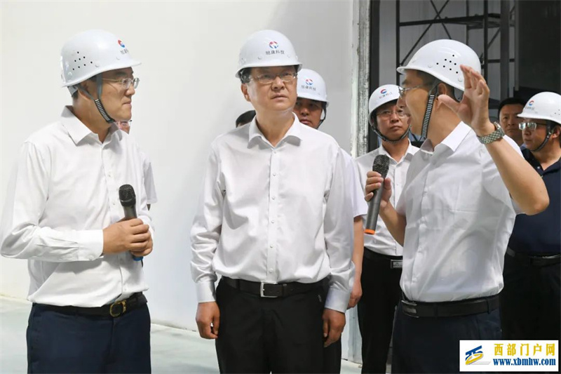 天水市委書記調研民營工業企業強調了這些事(圖1)