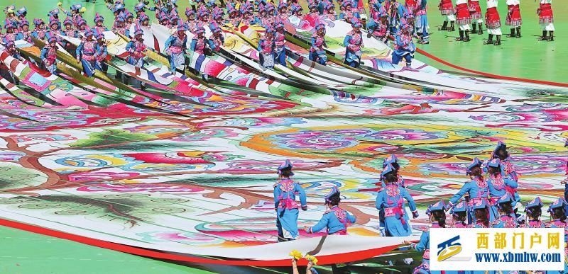 慶祝建州70周年 阿壩打響非遺牌「相關圖片」
